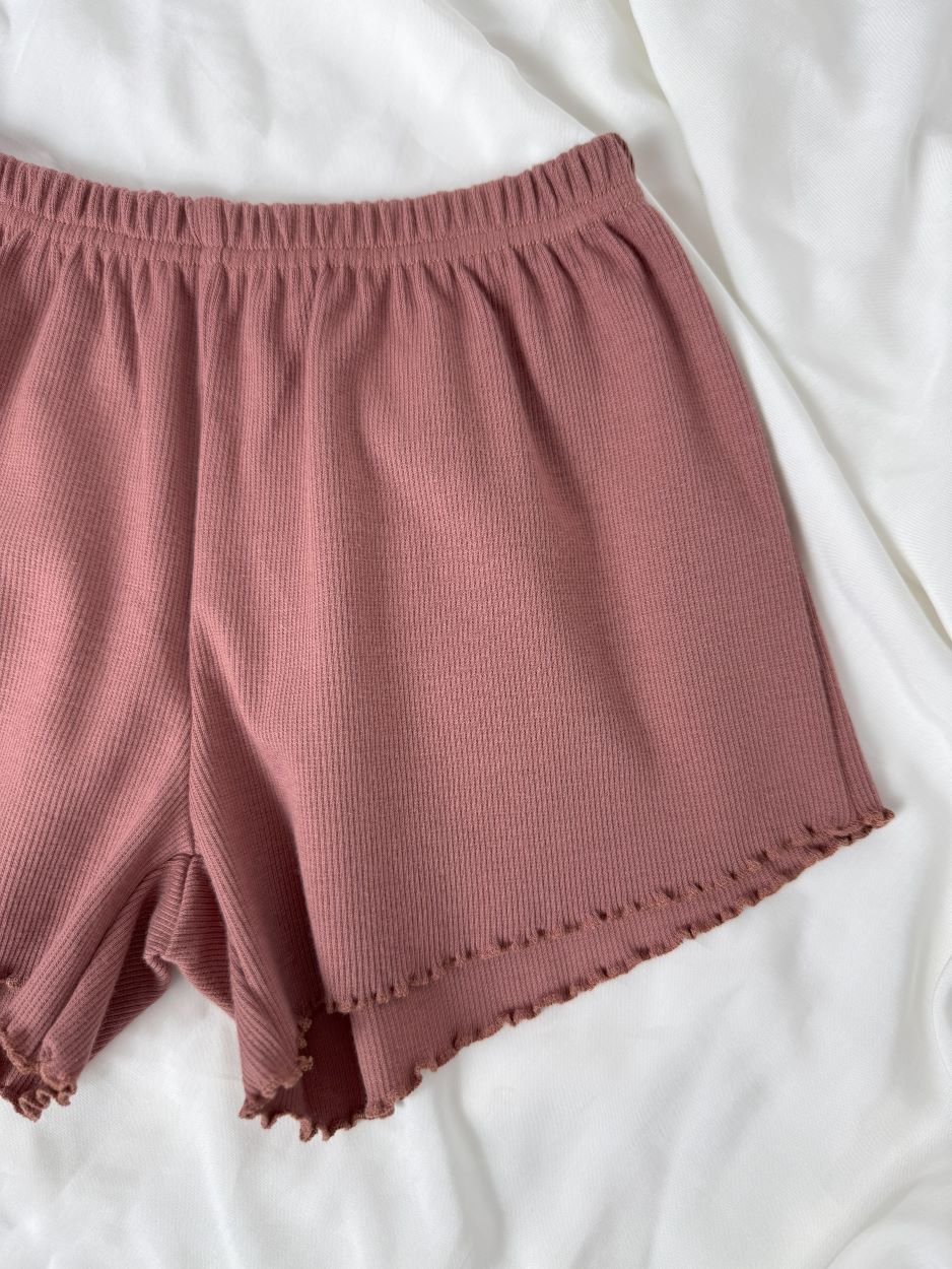 Shorts maroon cherry size 110